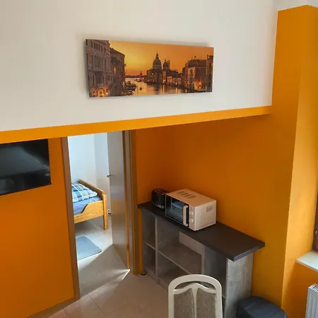 Monteurwohnung Bei Magdeburg *